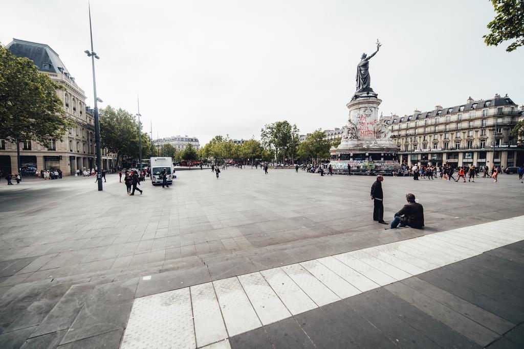 Hôtel de l'Exposition - République Paris Exterior foto